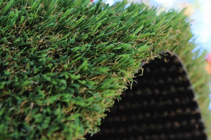 كيفية تركيب العشب الصناعي على التراب؟ خطوات سهلة لحديقة خضراء دائمًا &ndash; homegardensa.com