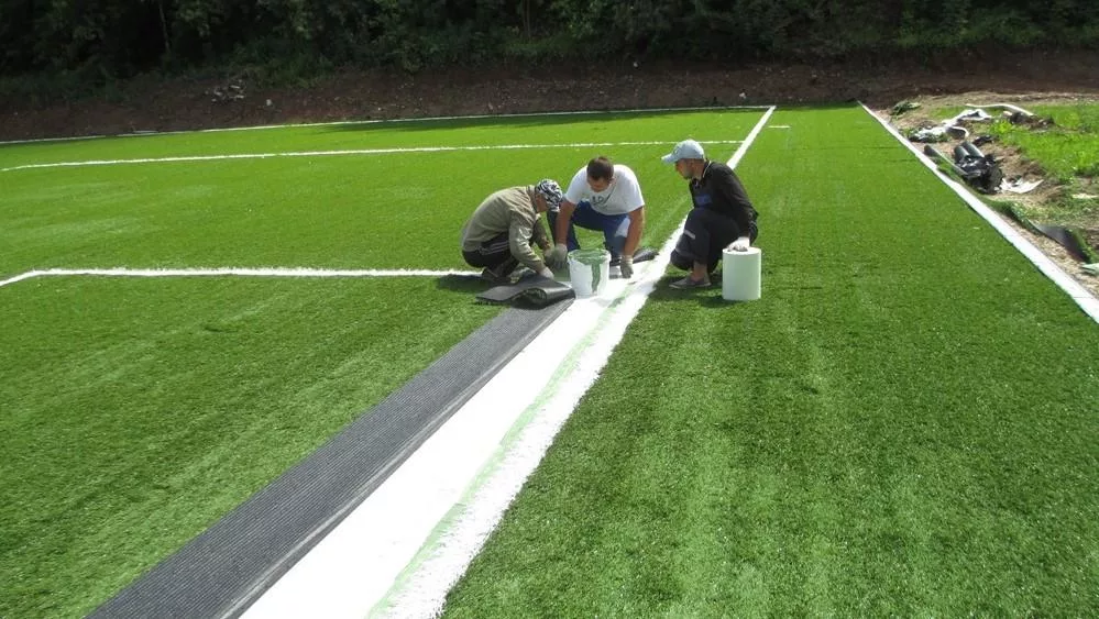 أيهما أفضل النجيل الطبيعي أم الصناعي &ndash; homegardensa.com