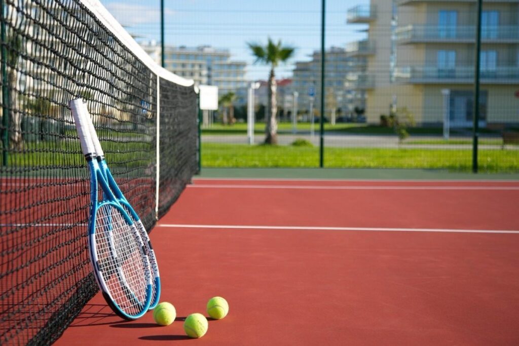نصائح ذهبية لتصميم ملاعب تنس في الرياض 4 نصائح ذهبية لتصميم ملاعب تنس في الرياض – homegardensa.com