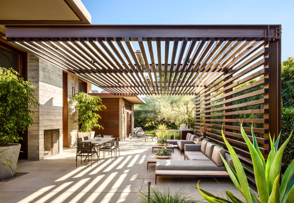 Modern Pergola Designs for Riyadh Living : Elegant Shade Sanctuaries 8 pergola designs